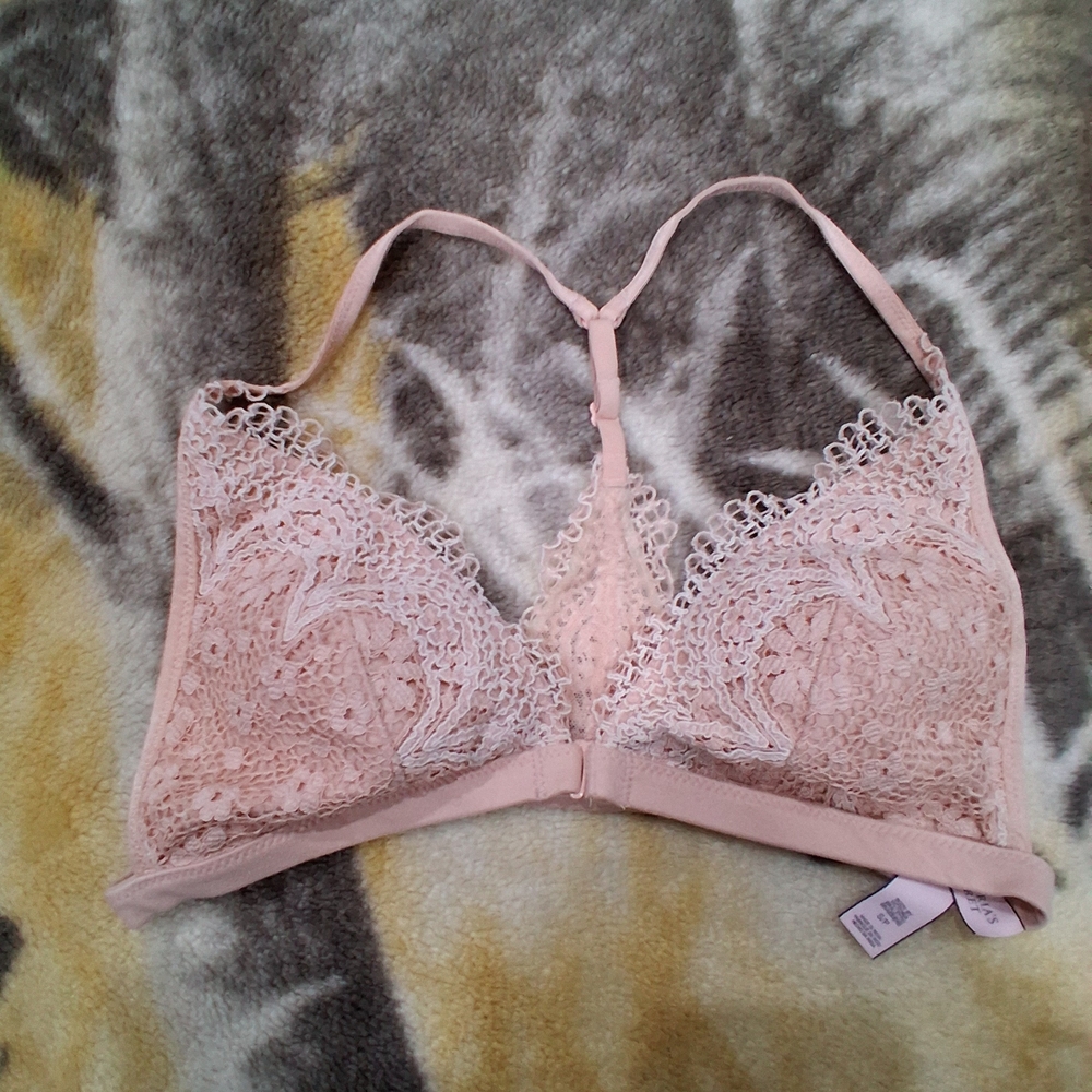Lace Bralette in Pink